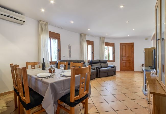 Villa in Calpe - Villa Joan Villa Joan - Villa with private swimming pool in Calpe